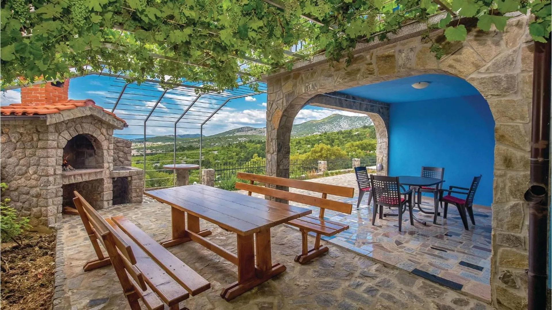 Stunning Apartment In Klenovica With Wifi